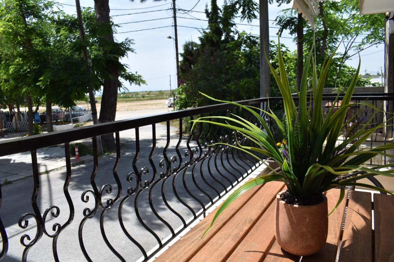 Aestas Vergia Apartments 2 Nea Kallikrateia 外观 照片