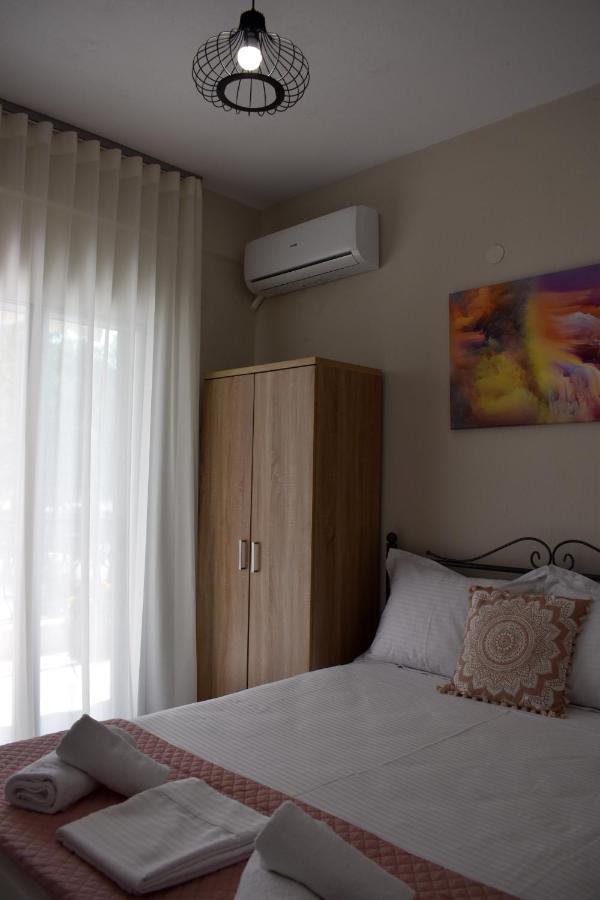 Aestas Vergia Apartments 2 Nea Kallikrateia 外观 照片